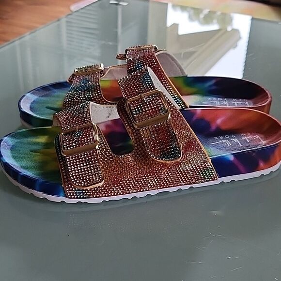 Nicole Miller Rainbow 🌈 Slides - Picture 4 of 9